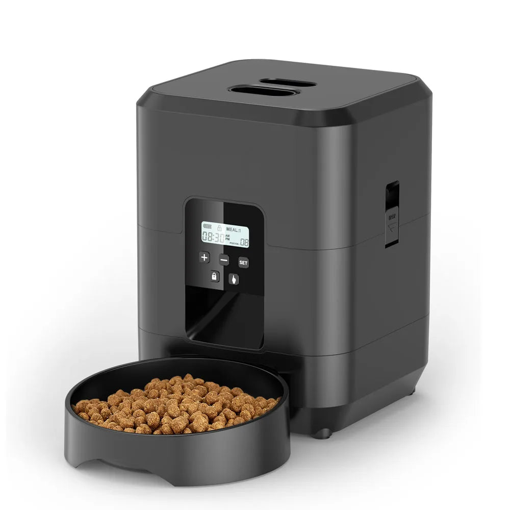 Distributore Automatico Smart per Animali Domestici: Nutrizione Controllata e Benessere per Cani e Gatti!
