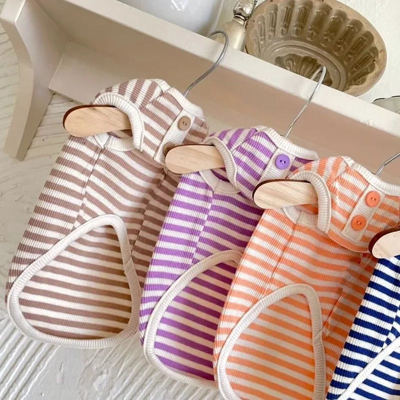 Nuova Collezione: Felpa a Righe per Cani e Gatti – Comfort e Stile per Piccoli Amici