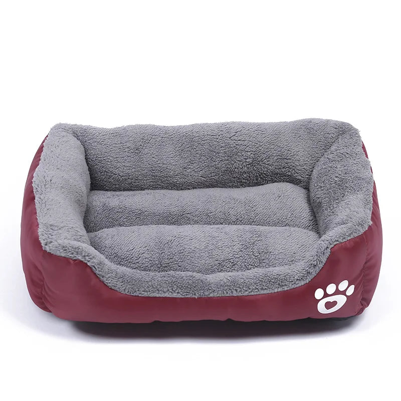 Cuccia Quadrata in Peluche per Cani e Gatti – Comfort Lussuoso e Impermeabile per Tutte le Stagioni