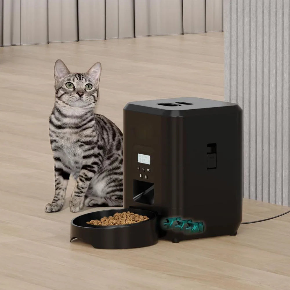 Distributore Automatico Smart per Animali Domestici: Nutrizione Controllata e Benessere per Cani e Gatti!
