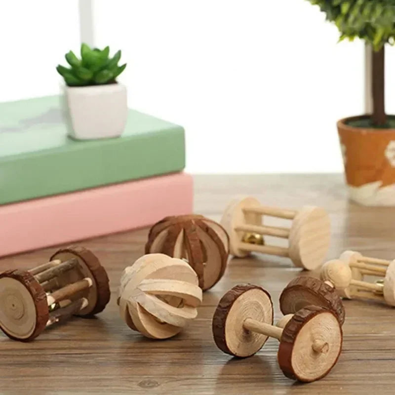 Giocattoli in Legno Naturale per Roditori – Rullo, Manubrio, Monociclo e Sonaglio per Piccoli Animali