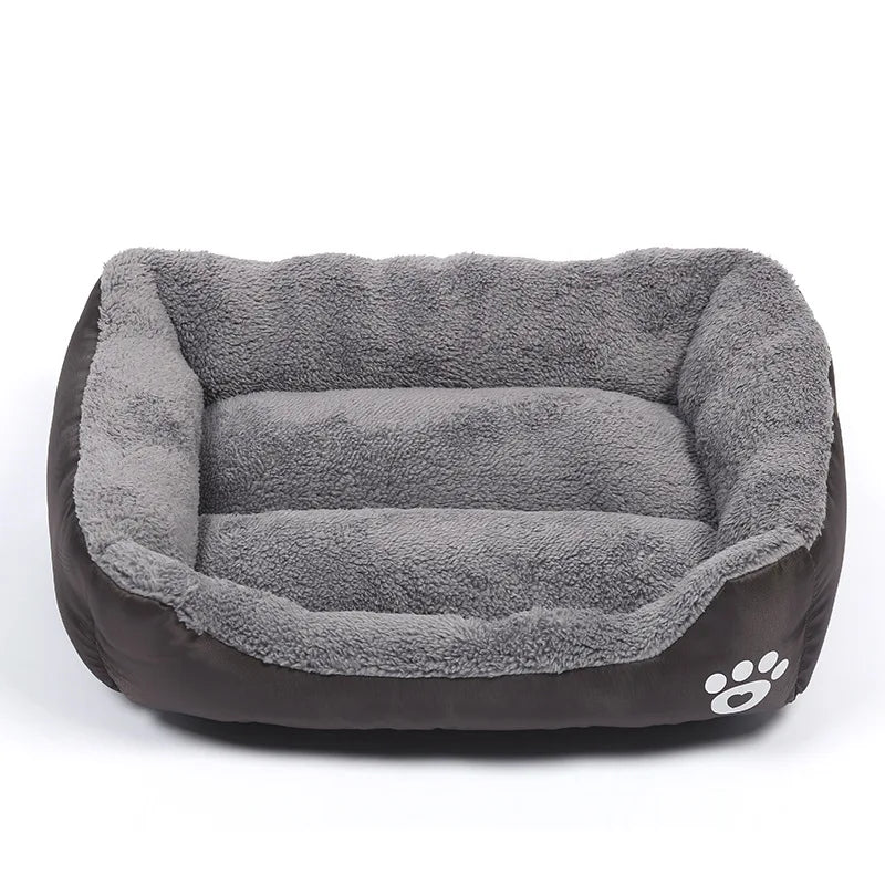 Cuccia Quadrata in Peluche per Cani e Gatti – Comfort Lussuoso e Impermeabile per Tutte le Stagioni