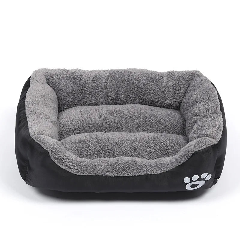 Cuccia Quadrata in Peluche per Cani e Gatti – Comfort Lussuoso e Impermeabile per Tutte le Stagioni