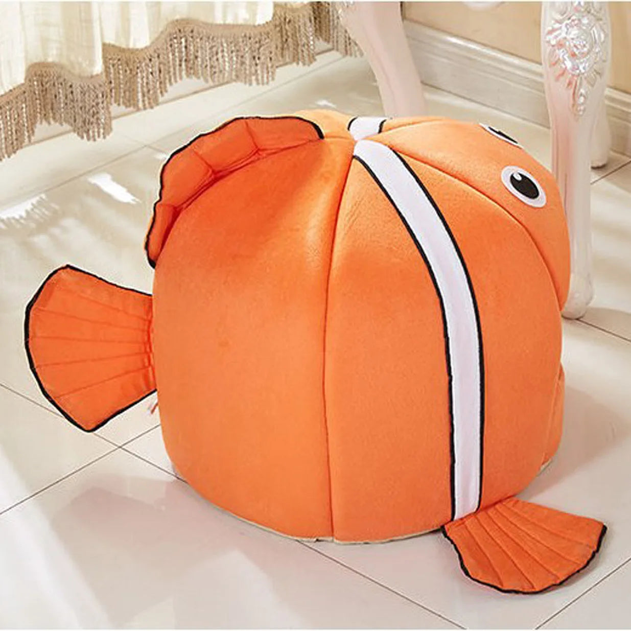 Cuccia/Nido per Gatti e Cani a Forma di Pesce Pagliaccio – Design Divertente e Spazioso