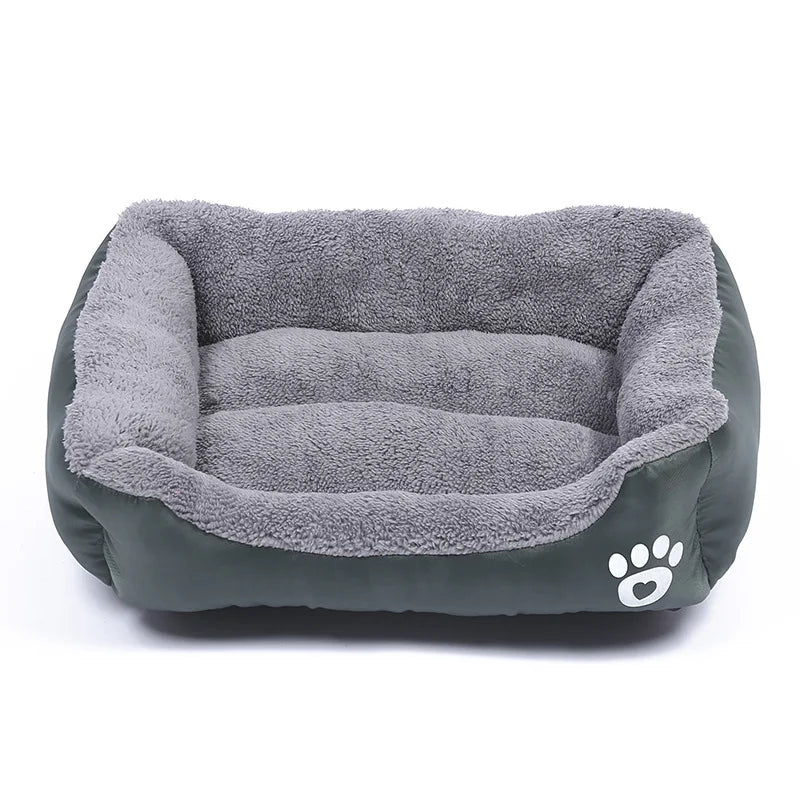 Cuccia Quadrata in Peluche per Cani e Gatti – Comfort Lussuoso e Impermeabile per Tutte le Stagioni